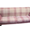 Sofá estampado cuadros rosa