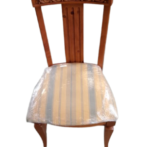 4 Sillas tapizadas estampado líneas