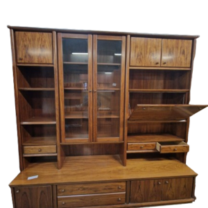 Librería clásica madera jaspeada