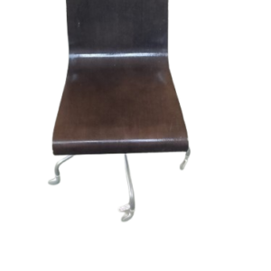 1 Silla oficina madera lacada oscura