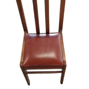 1 Silla tapizada polipiel marrón