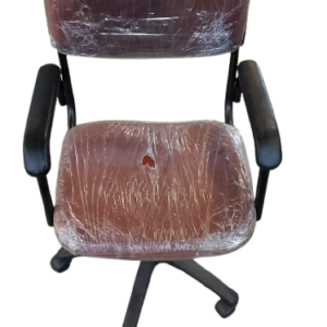 1 Silla oficina tapizada polipiel marrón