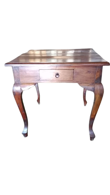 Escritorio de madera